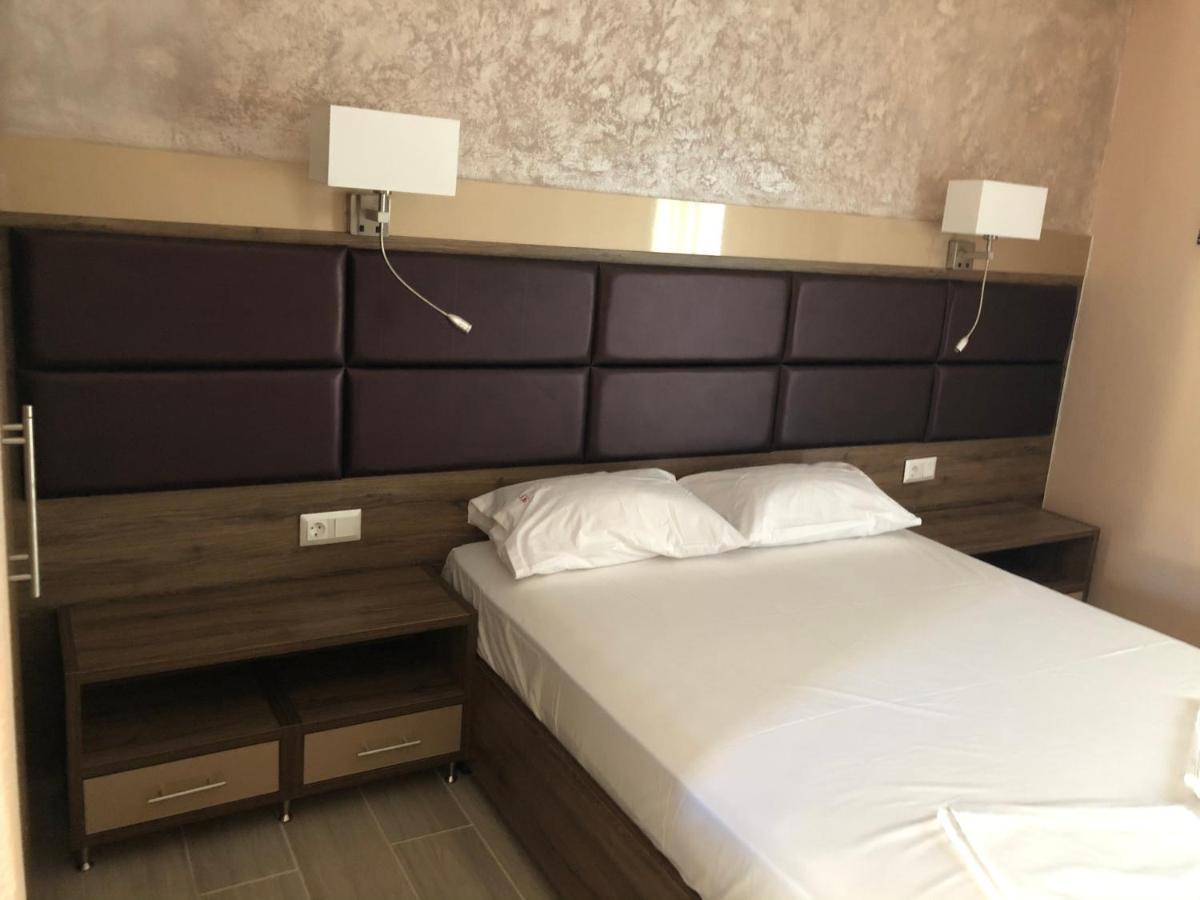 Villa Lemar Sarti Bagian luar foto