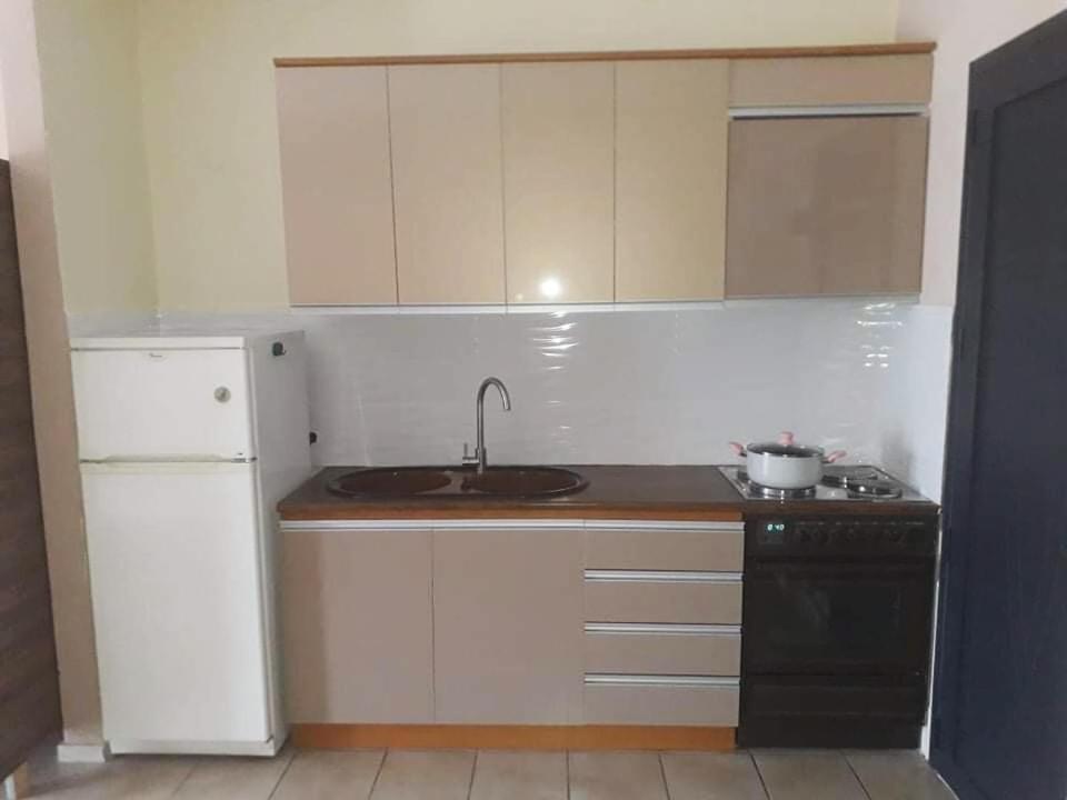 Villa Lemar Sarti Bagian luar foto
